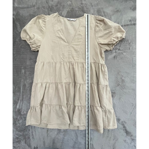ZARA Beige Linen Blend Tiered Mini Dress V-Neck Puff Sleeve Tan Babydoll Large - Picture 4 of 5